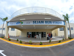 Centro de Convenções é inaugurado com Congresso de Saúde