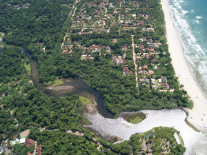 Prefeitura participa de lançamento de projeto ambiental para rio Itamambuca