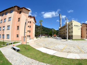 Prefeitura e Estado entregam 144 apartamentos do CDHU