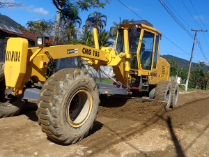 Prefeitura inicia ações para melhorar condições de vias não pavimentadas