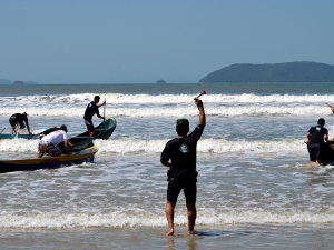 Ubatumirim recebe segunda etapa do Circuito de Standup e Canoa Caiçara