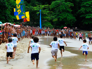 Festa de São Sebastião reúne famílias e jovens na praia Grande do Bonete