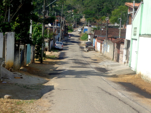 Prefeitura executa serviços de infraestrutura nos bairros mais afastados do centro