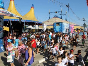 Prefeitura oferece sessão gratuita no circo para estudantes e cidadãos da melhor idade