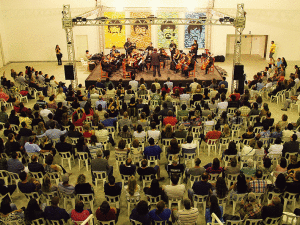 Orquestra Ouro Preto apresenta-se com casa cheia no Centro de Convenções