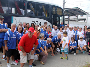 Equipe de Ubatuba embarca para disputar Jogos Regionais do Idoso em Caraguá