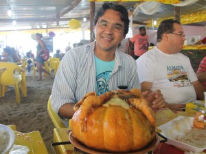 Prefeitura de Ubatuba marca presença no 20º Festival do Camarão da Almada