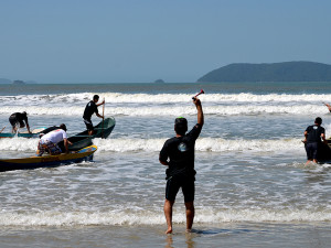 Circuito Festa do Remo de Stand Up e Canoa Caiçara desembarca no Ubatumirim