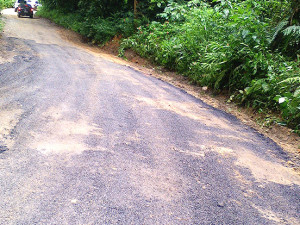 Prefeitura executa melhorias na Estrada do Monte Valério