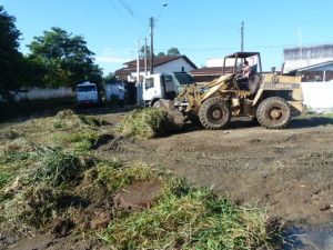 Prefeitura mantém serviços de zeladoria em diferentes pontos do município