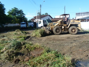 Prefeitura mantém serviços de zeladoria em diferentes pontos do município