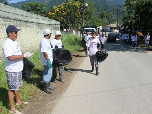 Mutirão vistoria mais de 1.000 imóveis e recolhe 2,5 toneladas de criadouros