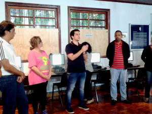 Biblioteca de Ubatuba ganha centro de inclusão digital