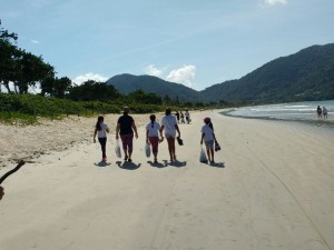 Escolas da Rede Municipal de Ubatuba participam do Clean Up Day