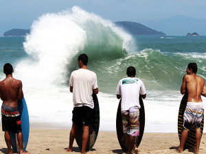 Mundial de Skimboard desembarca em Ubatuba