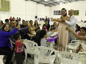 Casamento Comunitário celebra união de 77 famílias ubatubenses