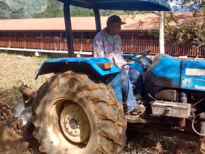 Horta comunitária na Aldeia Renascer conta com apoio da Prefeitura