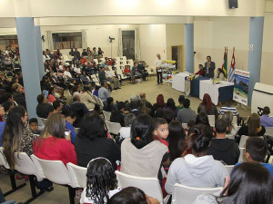 Prefeitura promove formatura para 400 alunos do Inatep