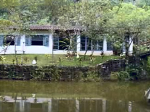 Secretários da Prefeitura visitam casa para recuperação de dependentes químicos