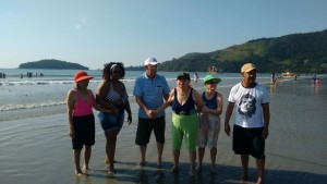 Visita do Asilo à Ubatuba (1)