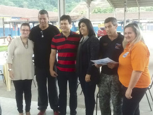 Defesa Civil realiza entrega de certificado de curso realizado em maio