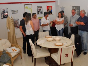 Ubatuba inaugura espaço Clodovil Hernandes