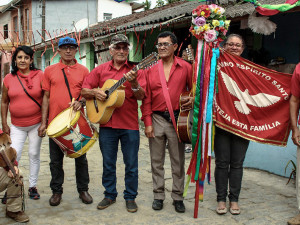 Peregrinação da Folia do Divino de Ubatuba começa no sábado, 7