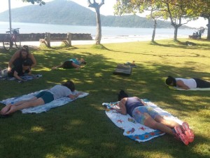 NASF-AB Ubatuba oferece aulas gratuitas de pilates na orla