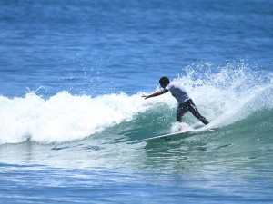 Feriado de Proclamação da República promete muitas ondas em Ubatuba