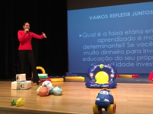 1º Encontro de Formação “Brincando eu aprendo, me desenvolvo e crio vínculos” reúne 195 profissionais da educação