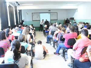 Cerca de 200 pessoas participam de audiência pública em Ubatuba