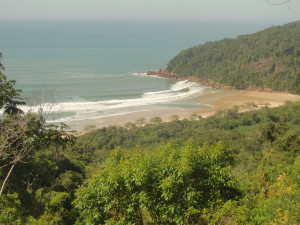 mais de cem praias