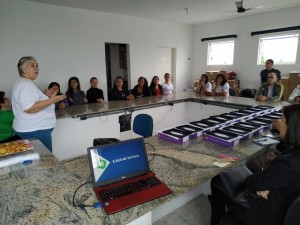 Prefeitura realiza entrega de tablets do programa Saúde em Ação a agentes comunitários