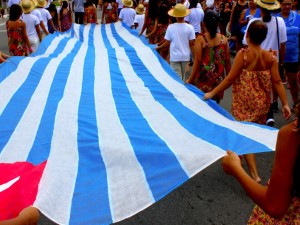 Desfile de 382 anos de Ubatuba reúne 5 mil pessoas