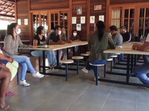 Assistência Social de Ubatuba se reúne com lideranças da Aldeia Renascer