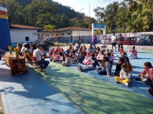 Alunos de Ubatuba aprendem sobre fandango caiçara