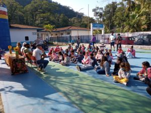 Alunos de Ubatuba aprendem sobre fandango caiçara