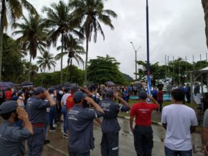 Hasteamento da bandeira de Ubatuba abre programação dos 384 anos do município