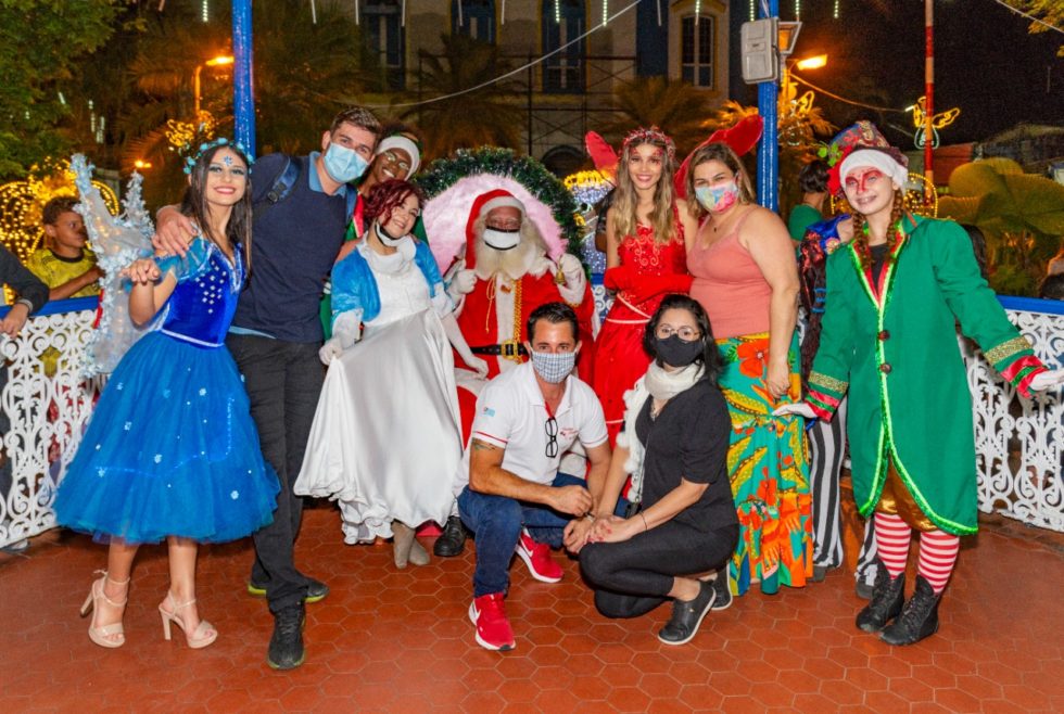Papai Noel chega hoje a Ubatuba e inicia campanha do “Natal Iluminado” – Prefeitura Municipal de Ubatuba Papai Noel chega hoje a Ubatuba e inicia campanha do “Natal Iluminado” – Prefeitura Municipal de Ubatuba