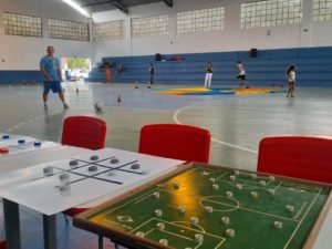 Bairro a Bairro: crianças e adolescentes participam de atividades esportivas na escola Nativa