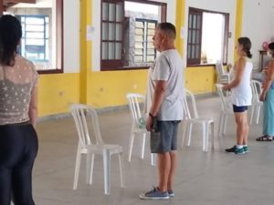 Saúde da Família oferece exercícios para idosos na Igreja São Francisco