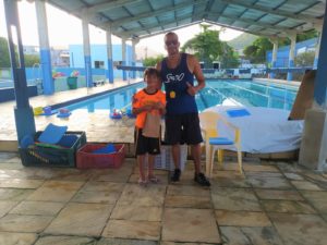 Equipe de treinamento da natação anuncia o atleta do mês de março