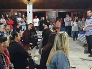 Secretaria de Habitação se reúne com moradores do Núcleo Botafogo