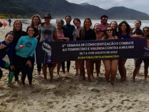 2ª Semana de Combate ao Feminicídio promove aulas de surfe para mulheres