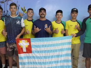 Equipe de Canoa Havaiana recebe homenagem no Paço Municipal