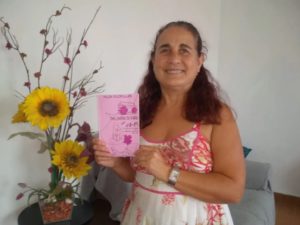 Atleta da melhor idade de Ubatuba lança livro sobre EAD no Brasil