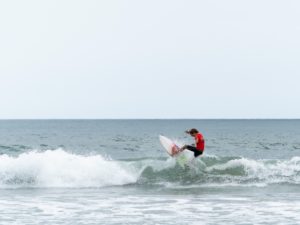 Festival Estudantil de Surf começou hoje na Praia Grande