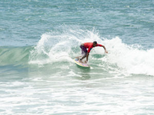 Cerca de 180 atletas participarão do Ubatuba Pro Surf