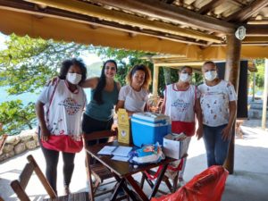 Vacinação da Covid continua em quiosques da Praia Grande