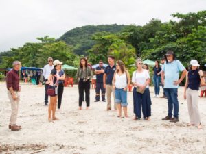 Ubatuba recebe especialistas para discutir mudanças climáticas e estratégias